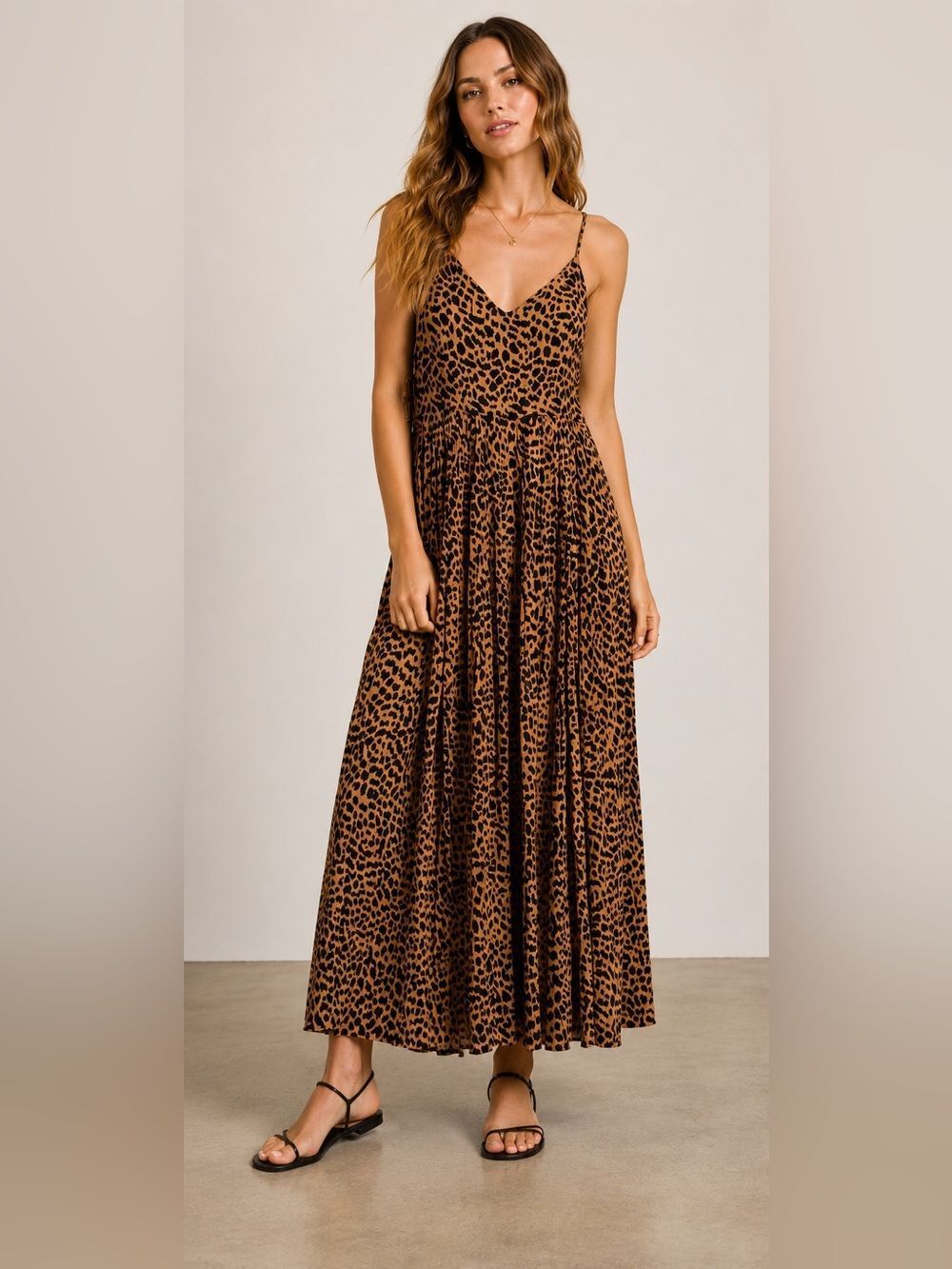 Doe & Rae Leopard Print Maxi Dress Size L Pleated Spaghetti Strap Animal Print - Picture 4 of 9